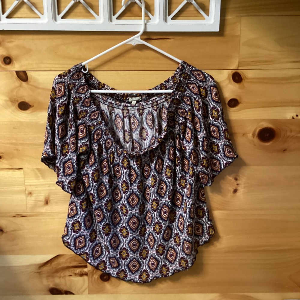 Gimmicks by BKE Womens Boho Medallion Smocked Top Purple Yellow Size Medium